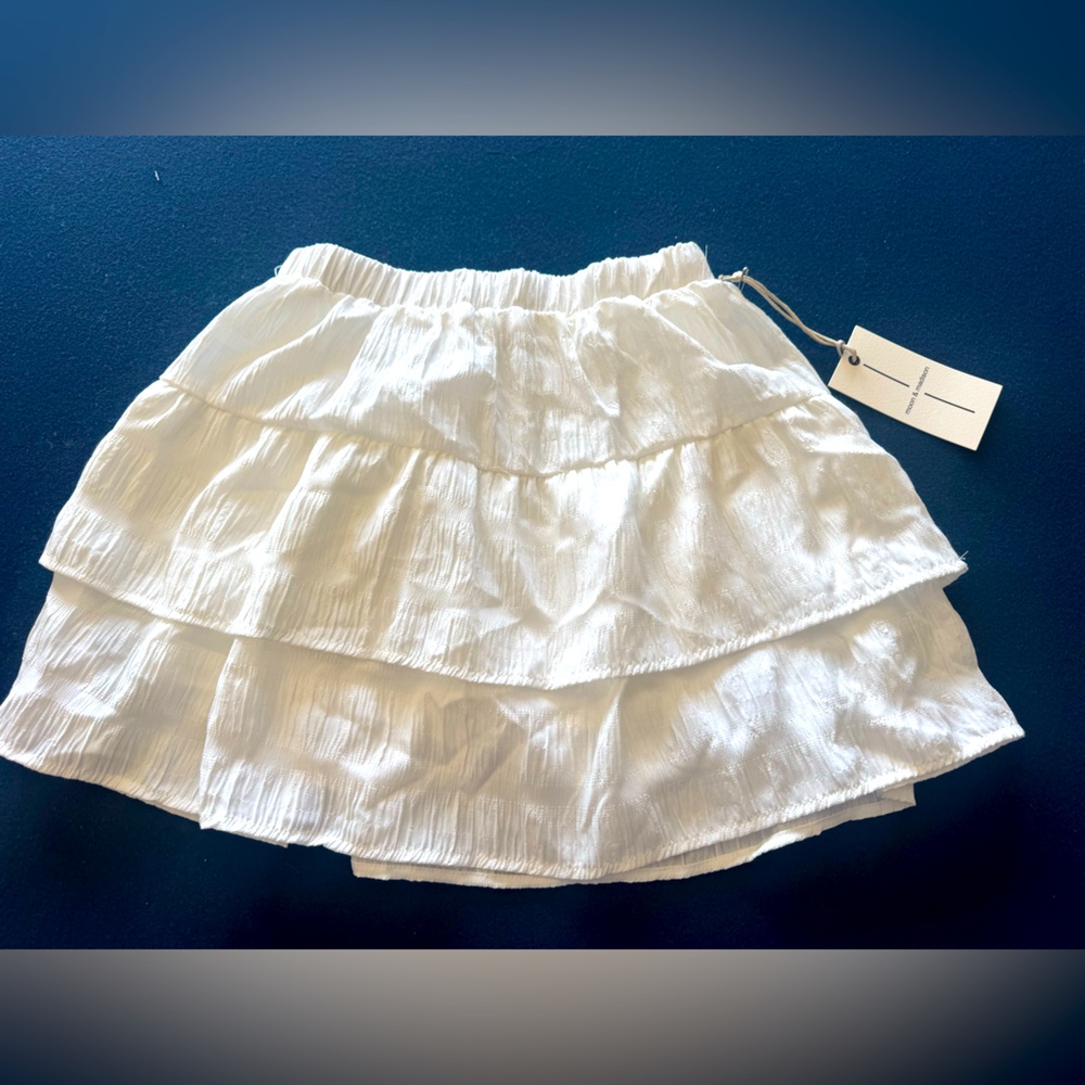 Elegant  FUN and FLATTERING White Tiered Skirt🤍with white bike shorts attached